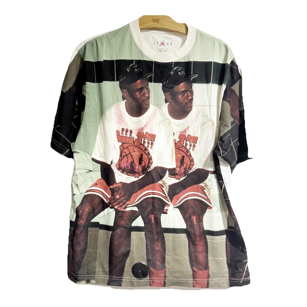 NIKE AIR JORDAN FLIGHT HERITAGE 85 " THE‎ GOAT" T-SHIRT Medium